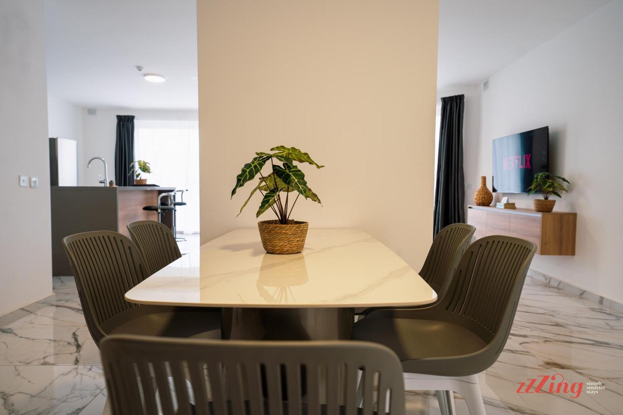 Coastal Charm Collection By Zzzing Apartment St. Paul's Bay Exterior photo