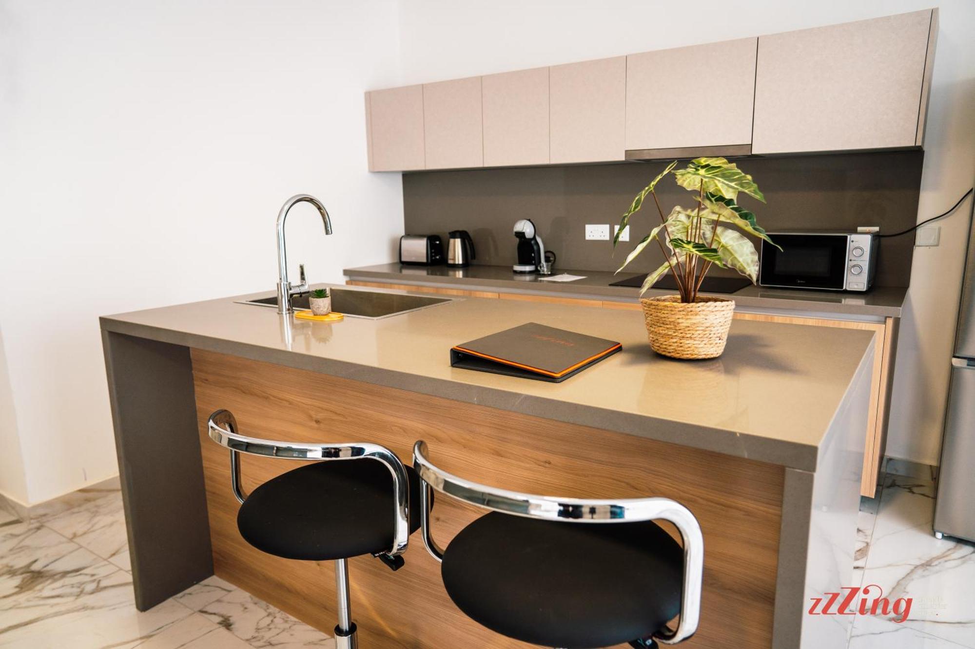 Coastal Charm Collection By Zzzing Apartment St. Paul's Bay Exterior photo