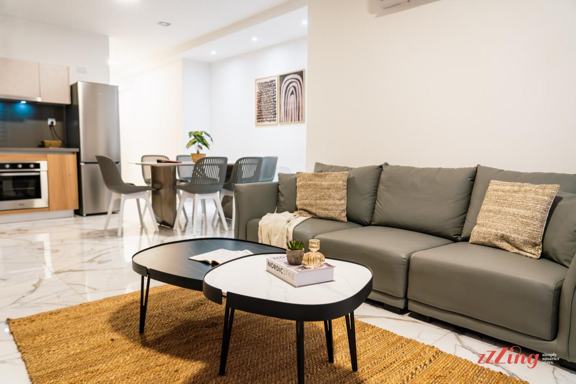 Coastal Charm Collection By Zzzing Apartment St. Paul's Bay Exterior photo